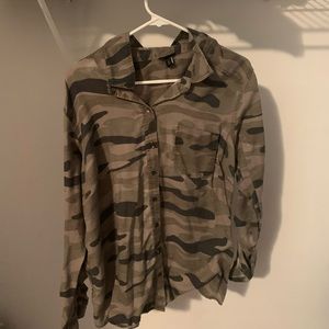 Torrid army color long sleeve shirt